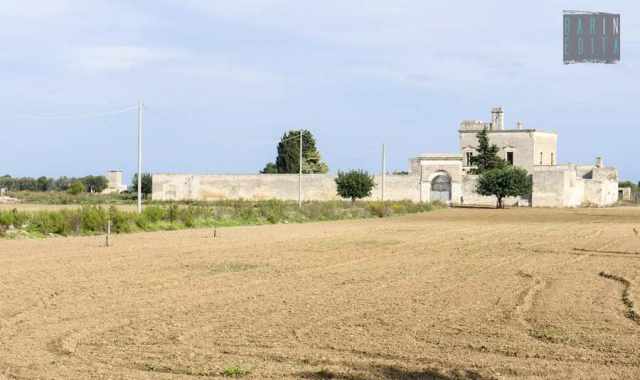 Alte mura, arcate e cortili: le 14 masserie abbandonate in terra di Bari
